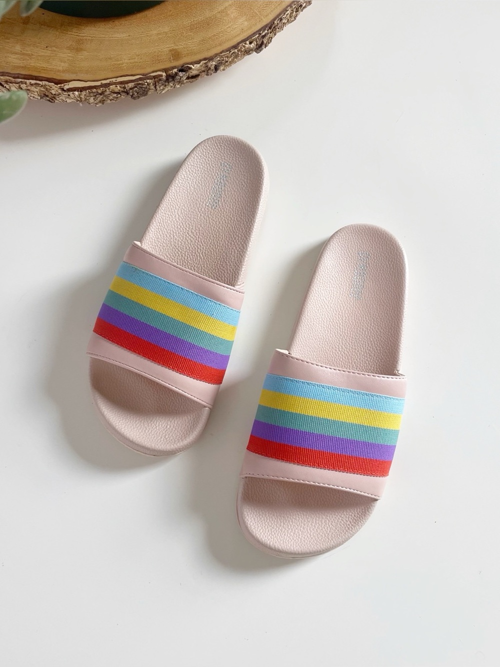 New • Gymboree Rainbow Striped Sandal Slides | Size 2